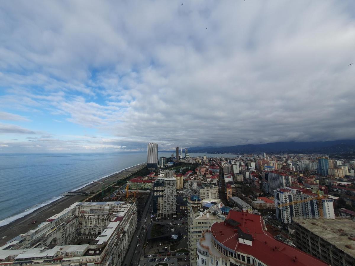 Alliance Palace Batumi Exterior photo